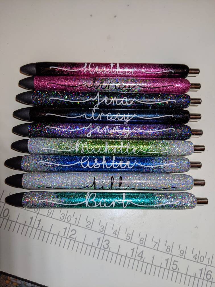 One custom glitter pen