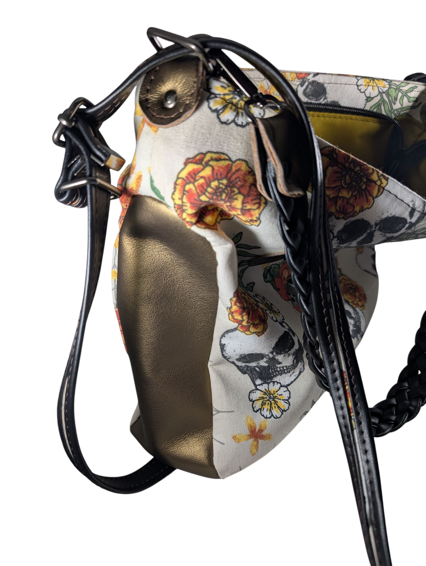 Handcrafted convertible shoulder purse to backpack floral skulls